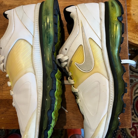 Nike Airmax Flywire running shoe. White, yellow and lime green 10.5 - Picture 4 of 6